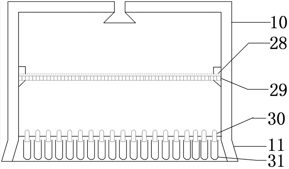 Tower-type filtering device for biomass-based fermented mash