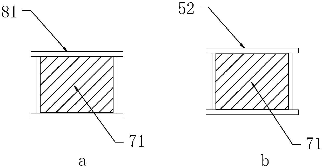 Supporting structure between liquefied gas ship and dual-lug type liquid tanks