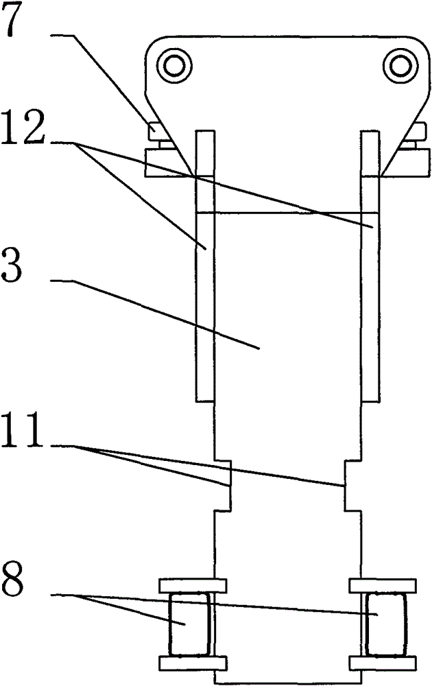 Fork laterally-moving distance-adjusting device of fork truck and special-purpose fork frame assembly