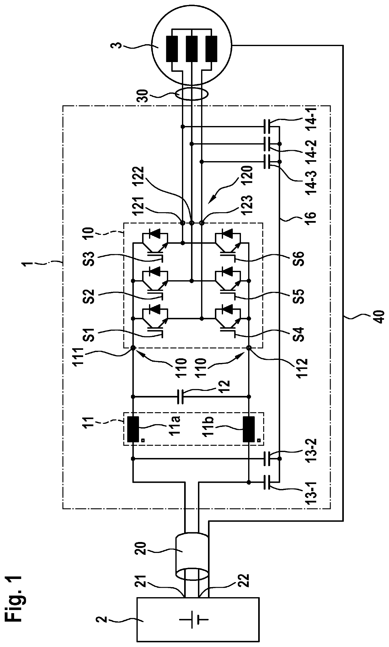 Voltage converter, electric drive system and method for reducing interference voltages