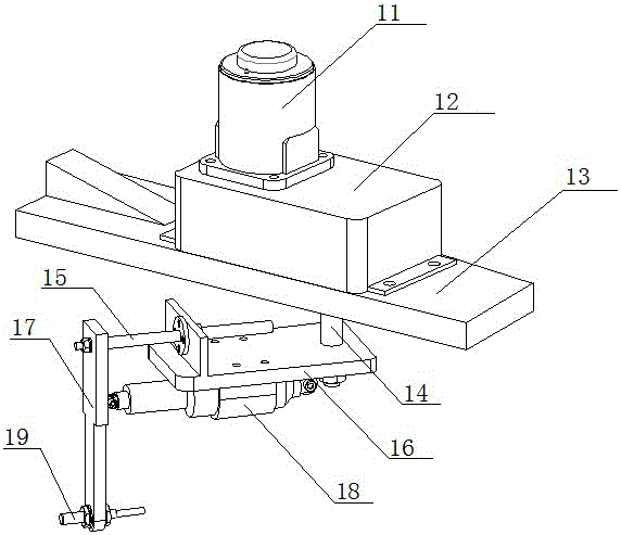 An automatic radial runout measuring device