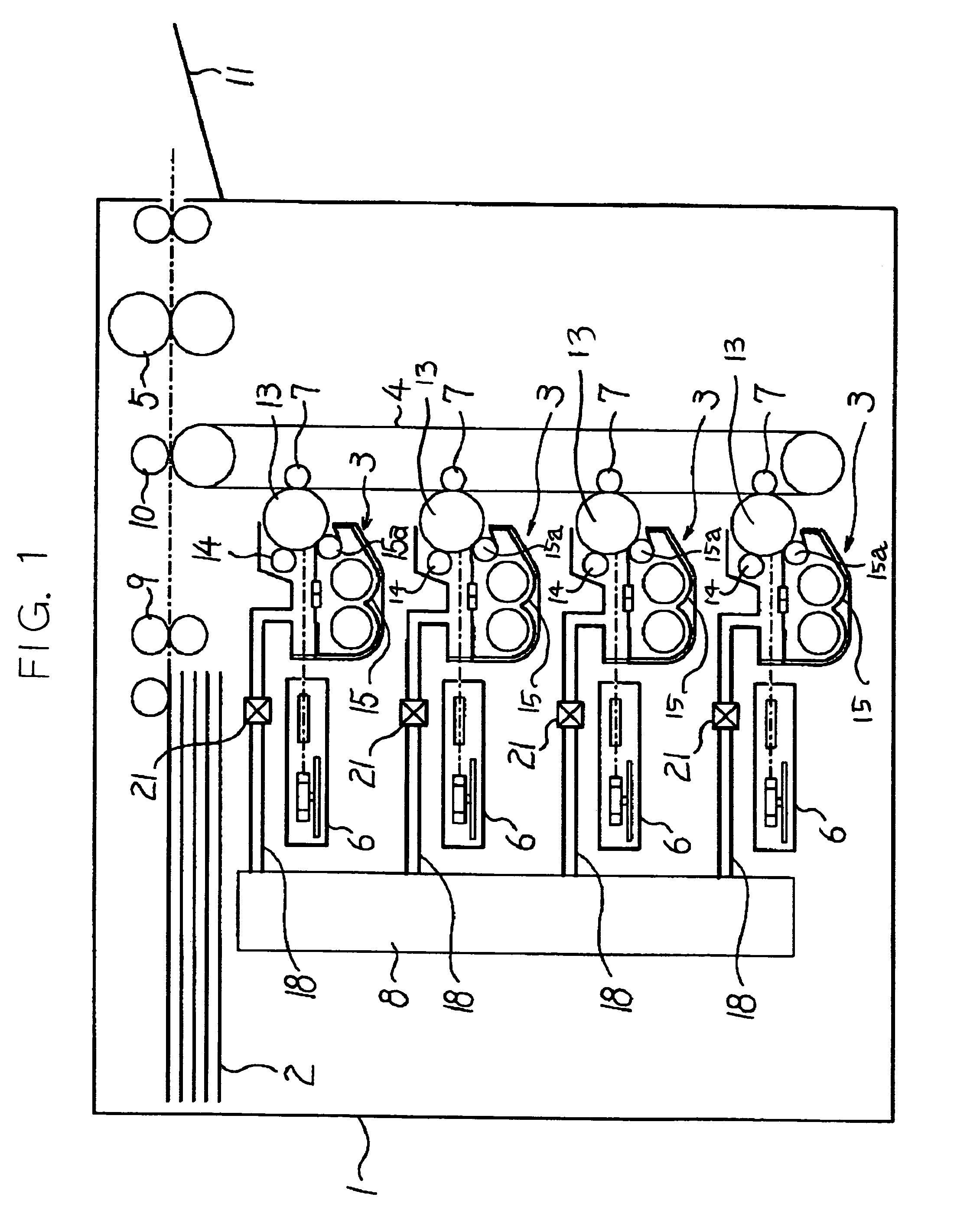 Electrophotographic image forming apparatus having residual toner collection