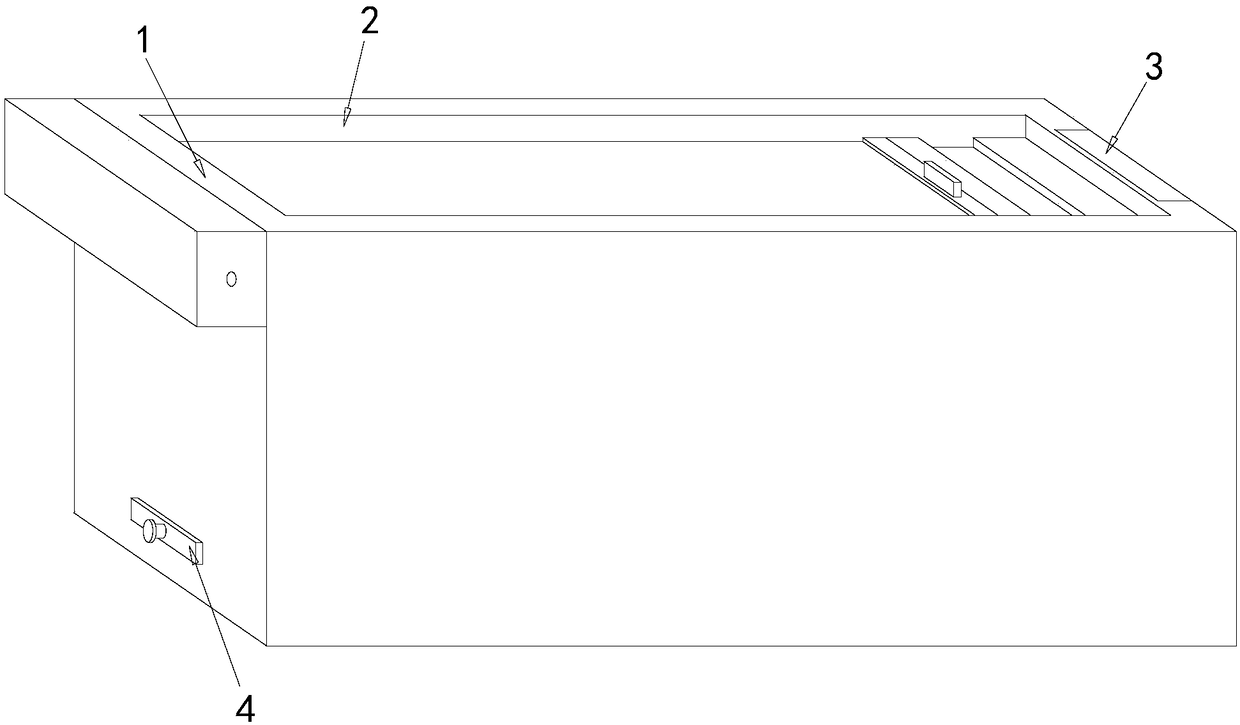 Farming tank facilitating water changing and cleaning in case of fish farming