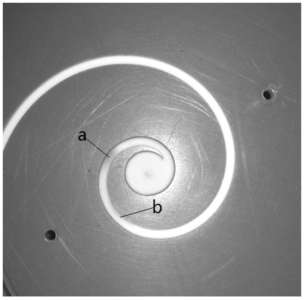 Narrow-band spiral chromatographic sheet and preparation method thereof