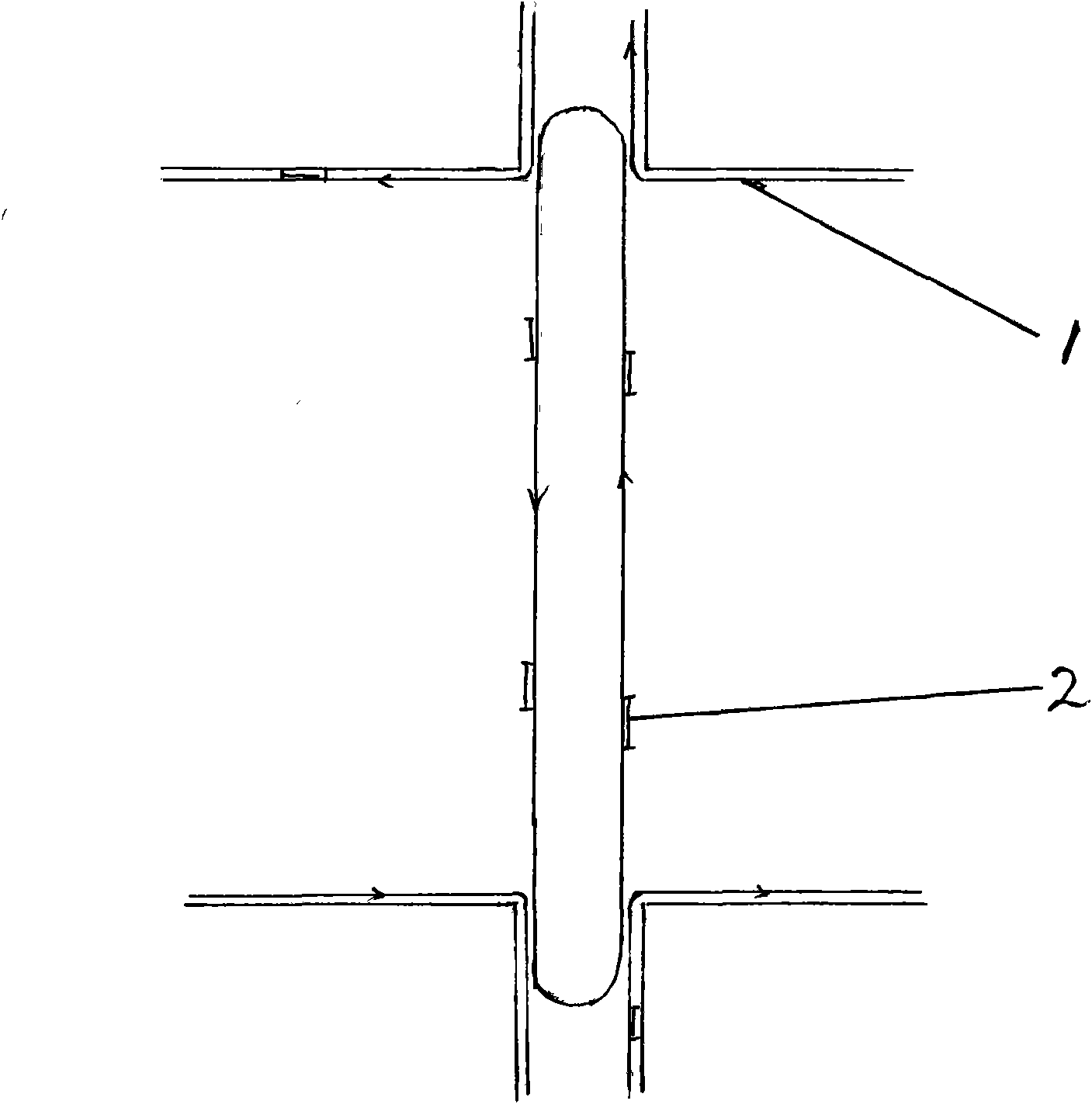 Continuous conveying type urban track traffic system