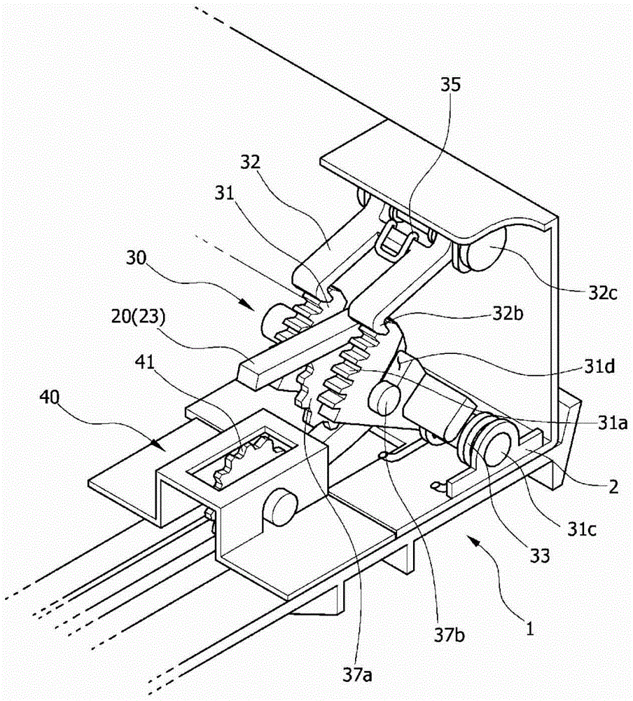 Automatic tension adjustment device for thermotherapy instrument