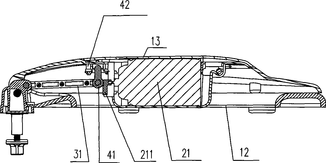 Closet with plate cover including built-in atomizing and spraying system