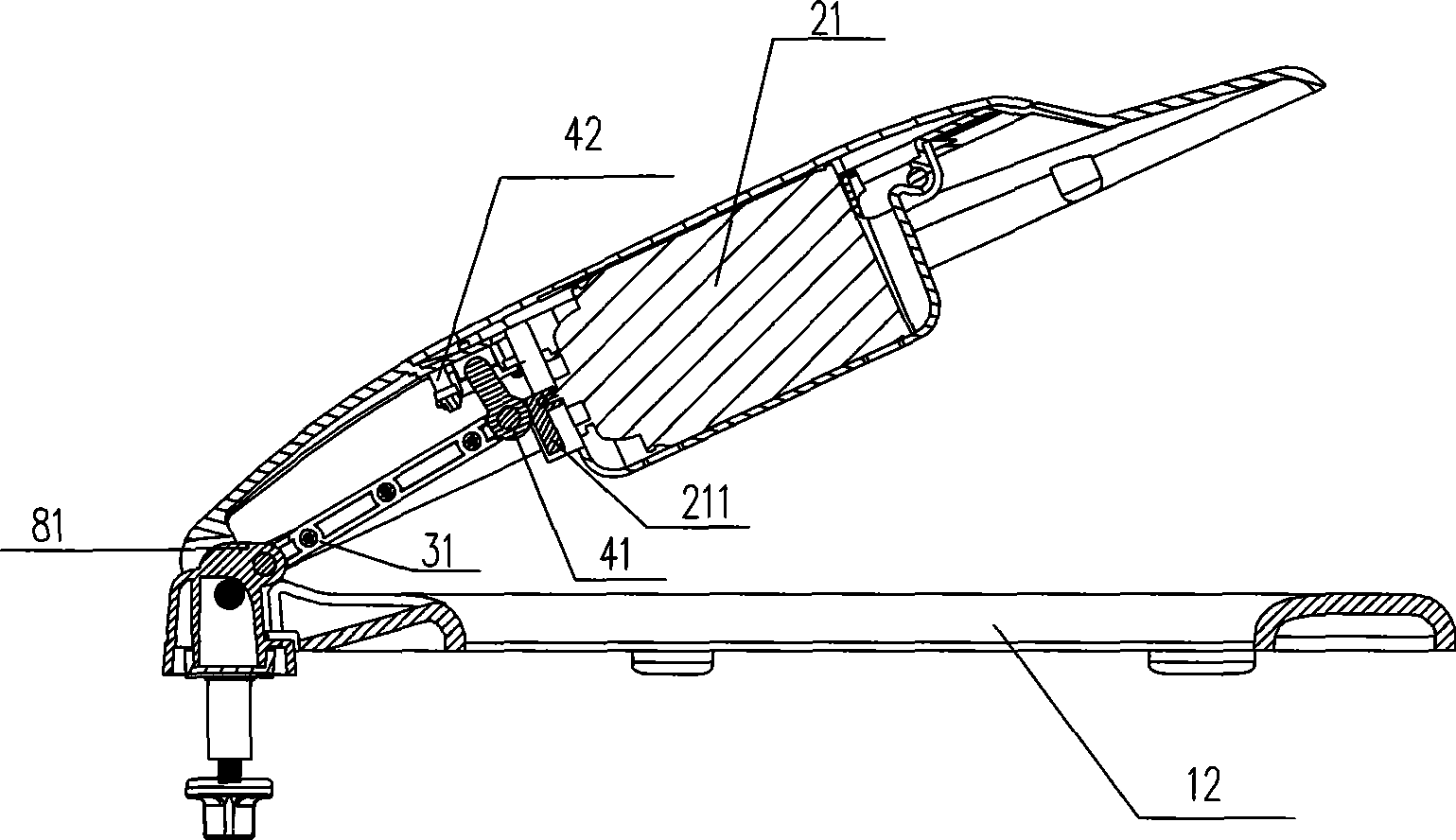 Closet with plate cover including built-in atomizing and spraying system