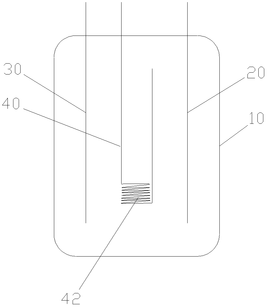 Flash evaporator and air conditioner including flash evaporator