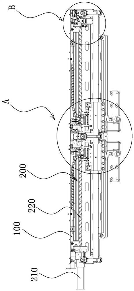 Remote isolation device of rail transit vehicle door and vehicle door system