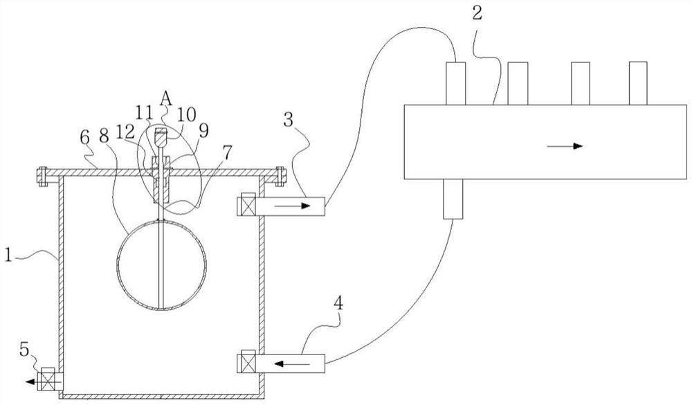 Mining air-compression automatic water discharging device