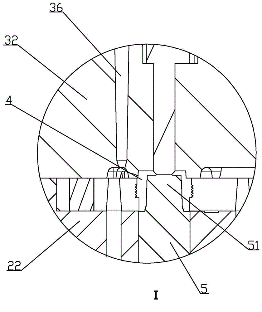 Mold structure for manufacturing precise optical lens cone