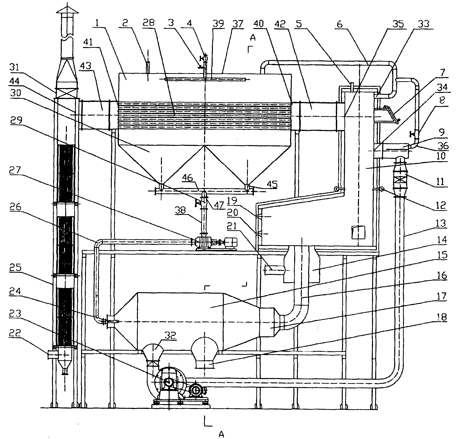 Processing method and device for incinerating toxic waste liquid by smoke concentration and gasification