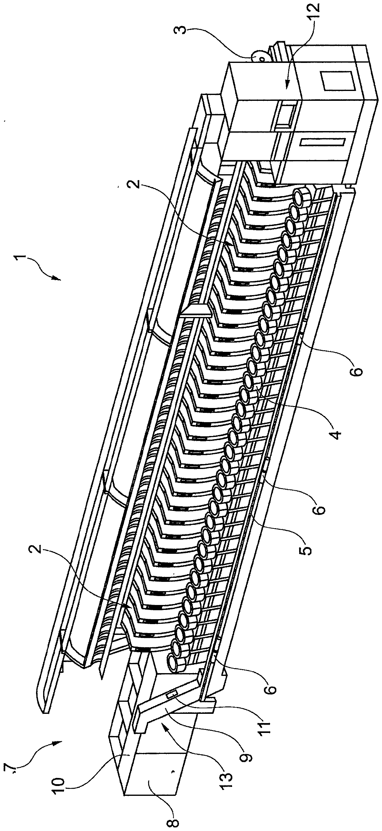 Detection device for detecting yarn residues on spinning bobbins