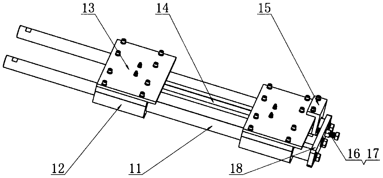 Spraying and liquid extruding device for crude foil engine