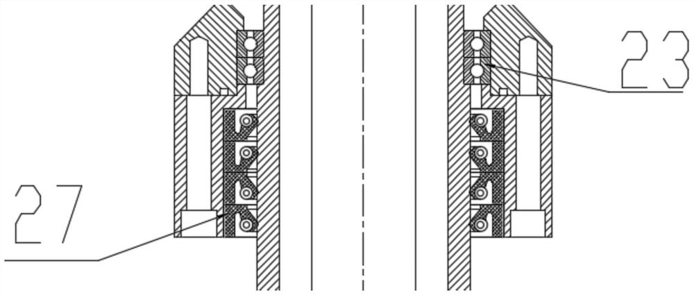 A large elevation angle full rotation marine outboard motor