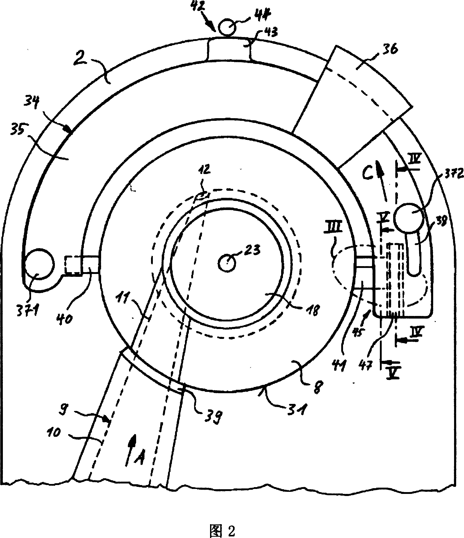 Open spinning machine with pipe joint
