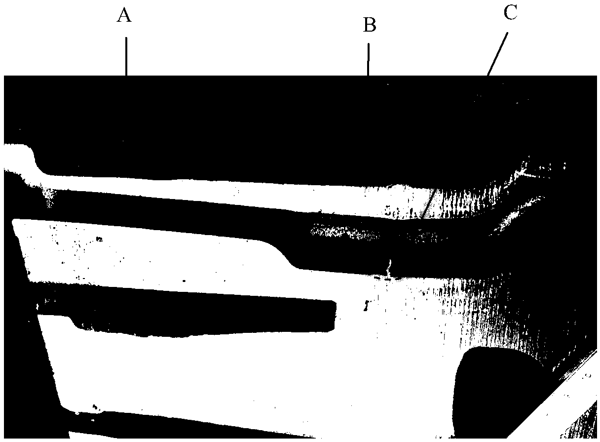 Oil return channel sand core for casting engine cylinder body