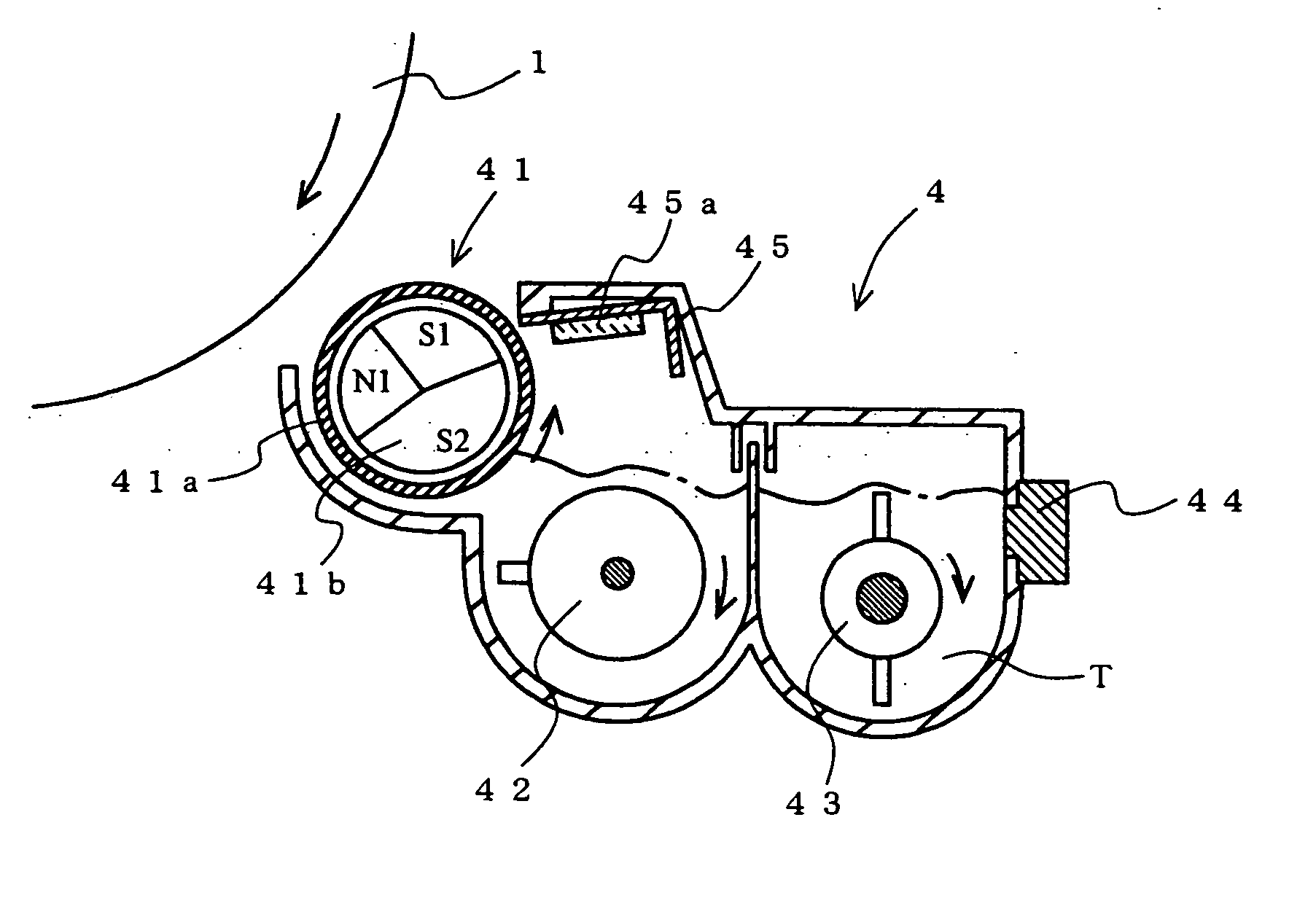 Magnetic toner, and developing apparatus and image forming apparatus using it