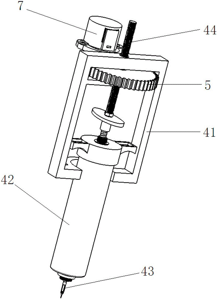 Device for drawing flexible circuit board and control method thereof