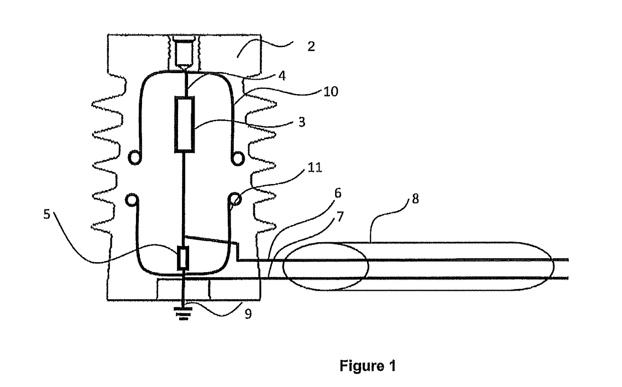 Voltage measurement device with an insulating body