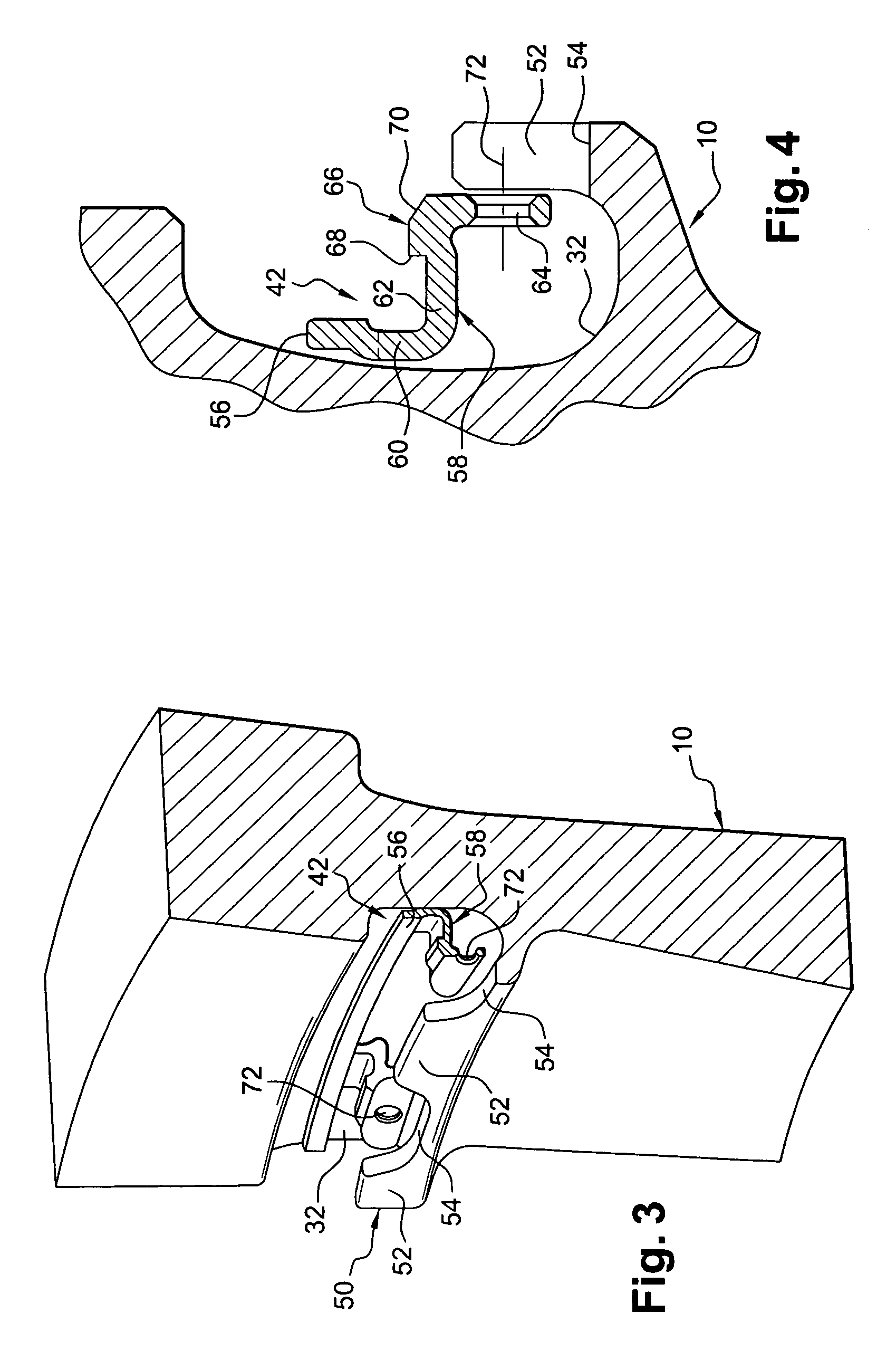 Device for axially retaining blades on a turbomachine rotor disk