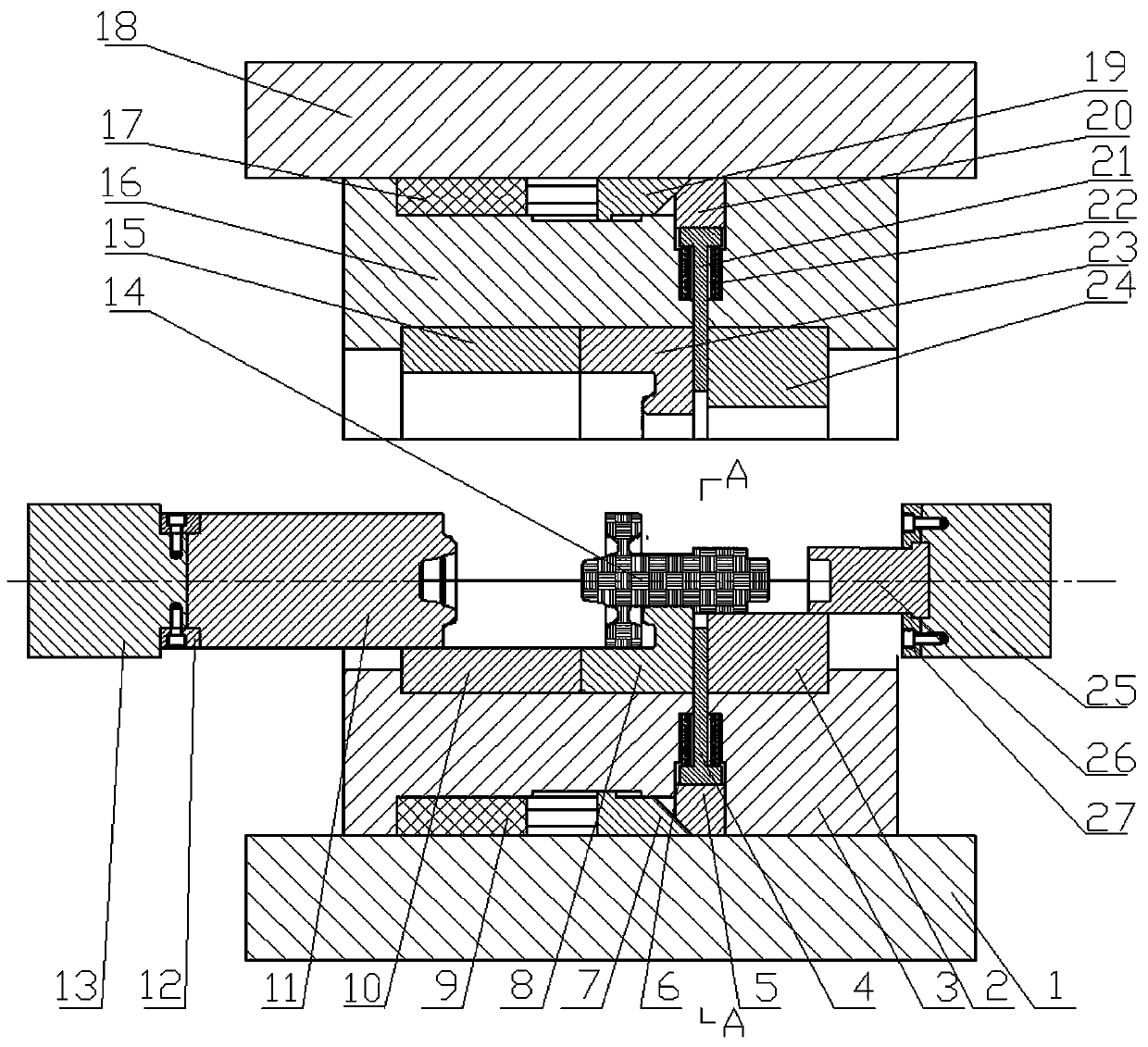 Long shaft gear precise forming device with boss