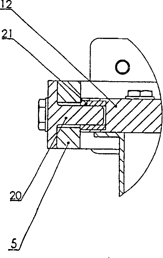 Microtrauma operation cavity creating manipulator with four freedoms