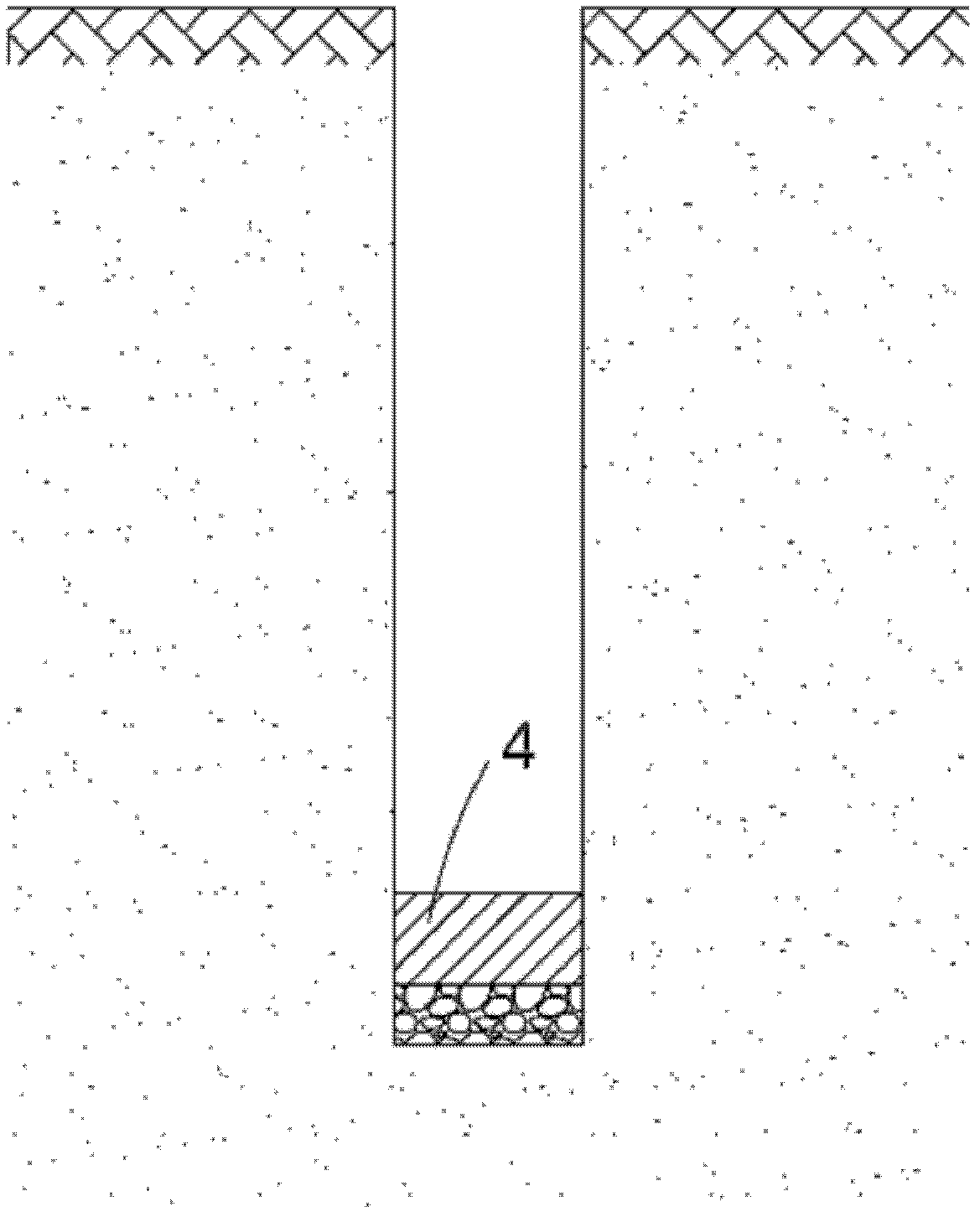 Cast-in-situ bored pile and expansion and compaction construction method thereof