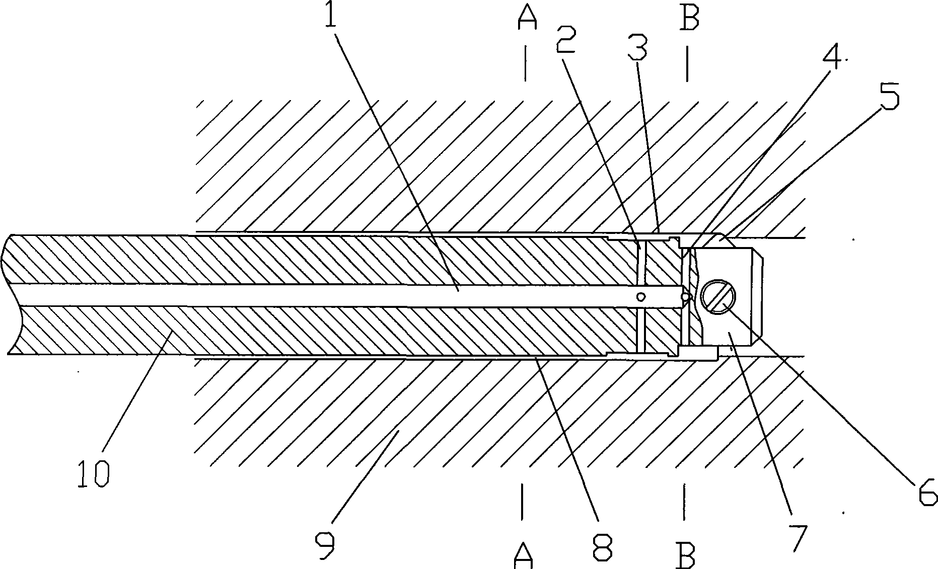 Hydrostatic pressure auxiliary shoring cutter-holder and shoring method