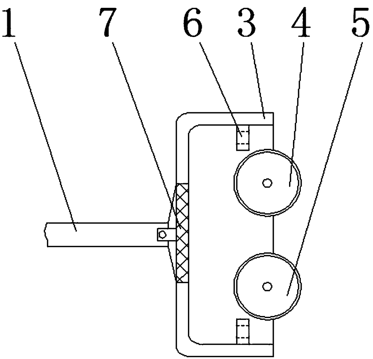 Paint spraying device for wooden products