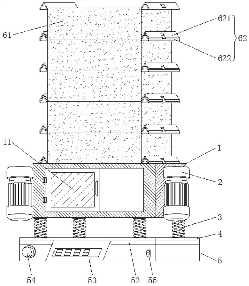 Soil screening device and using method thereof