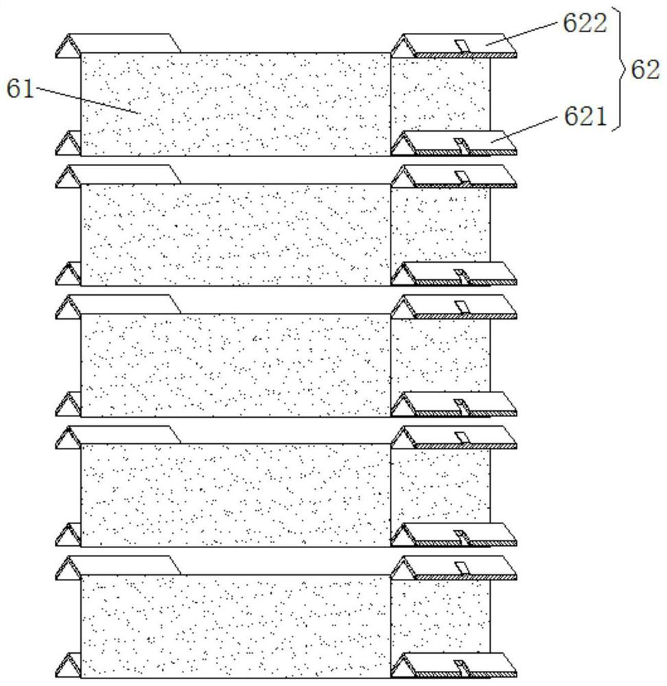 Soil screening device and using method thereof