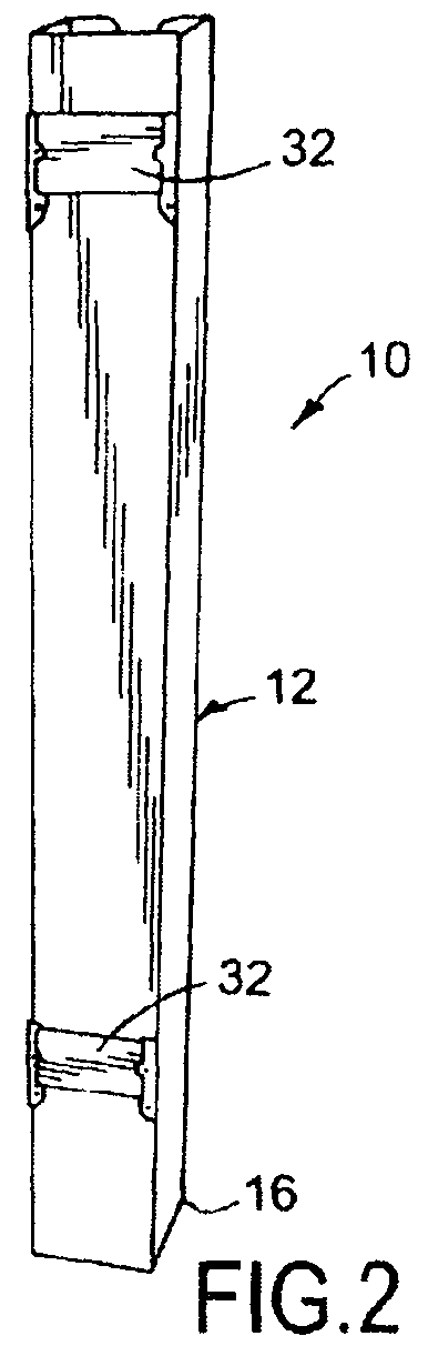 Vertical hydroponic plant production apparatus