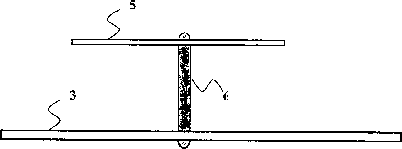 Broadband microstrip antenna and its feed matching device and method