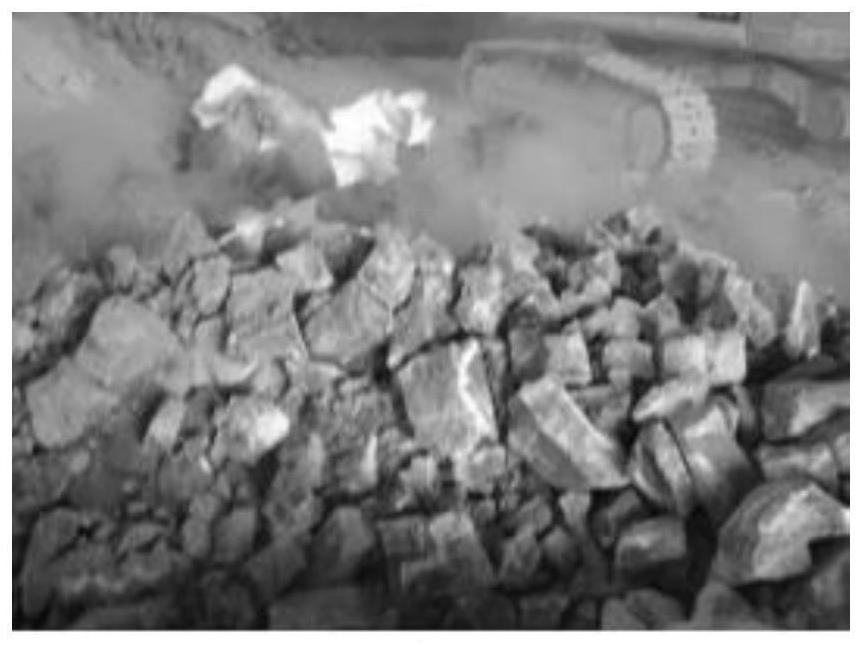 Slag solidifying agent for AOD (argon oxygen decarburization) refining stainless steel smelting slag and preparation method and application thereof