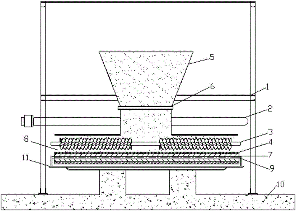Low-temperature continuous heat treatment fixed bed reactor and method
