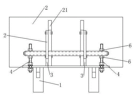 Bag turnover plate inclining angle adjusting device