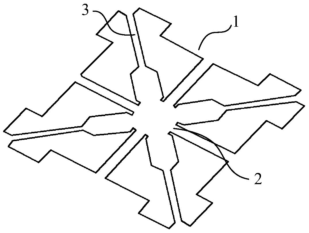 A microstrip antenna and communication device