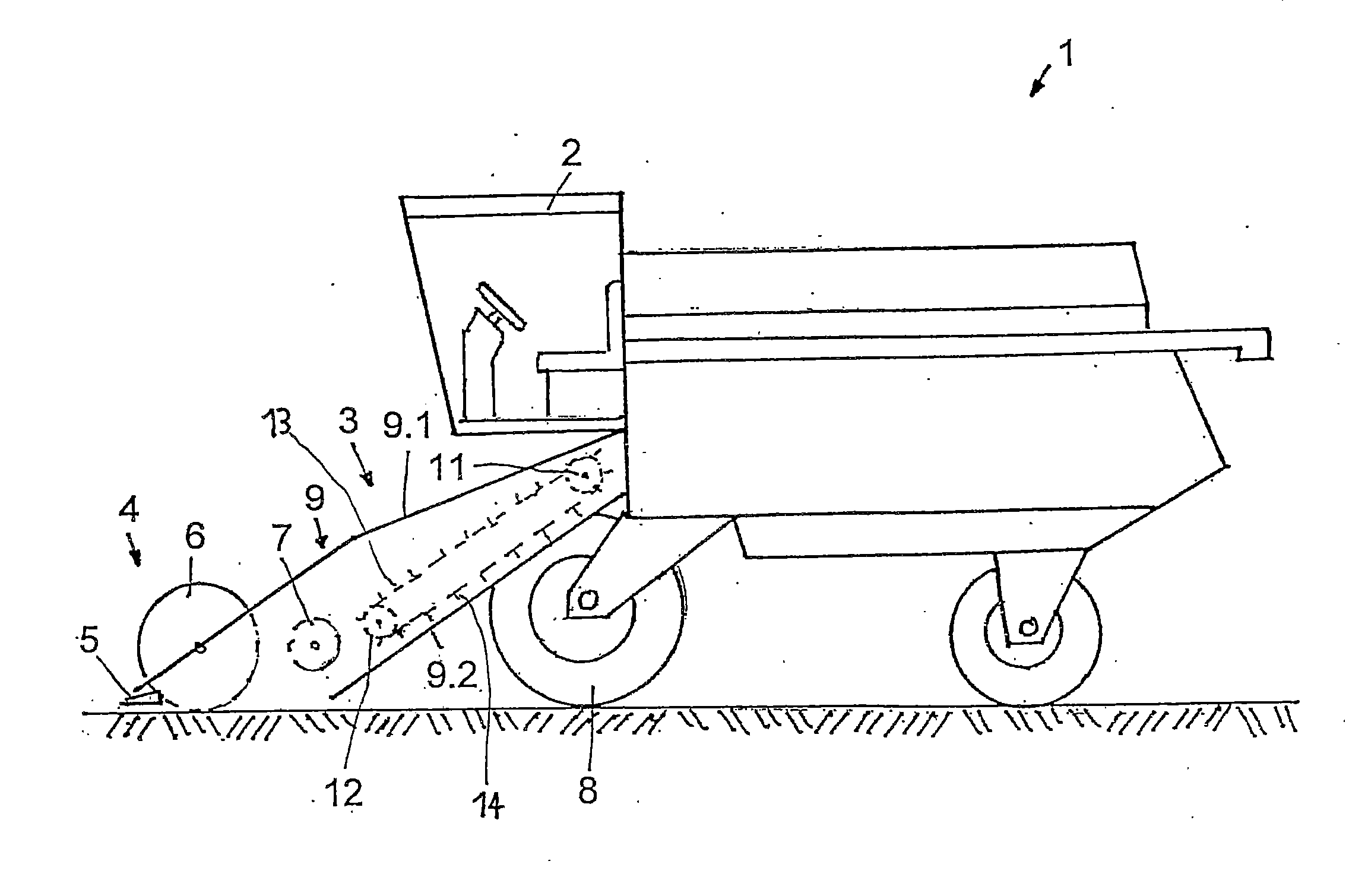 Inclined conveyor for combine harvesters