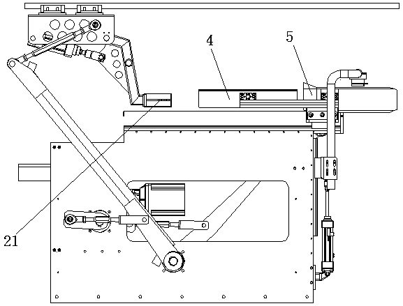 Material holding and conveying device of prefabricated bag packaging machine