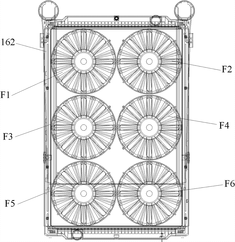 Crane and engine thermal management cooling device thereof