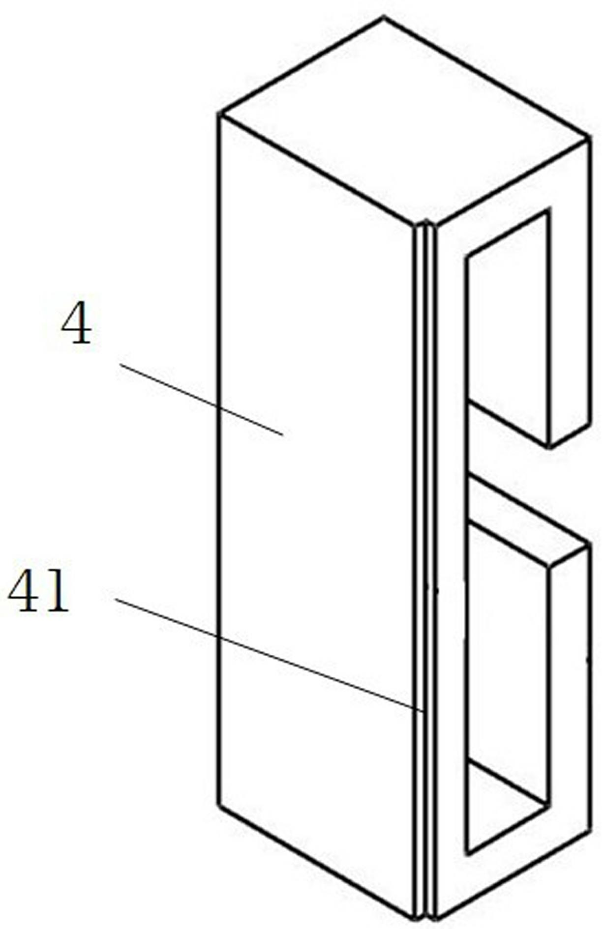 Horizontal displacement monitoring beacon scaffold capable of being leveled