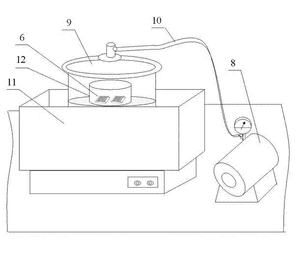Method for fast flaking paraffin by microwave radiation water bath diathermy and device