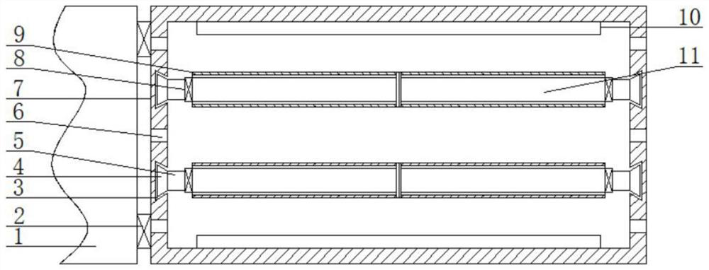 Junction box with active heat dissipation high-temperature-resistant mechanism and using method