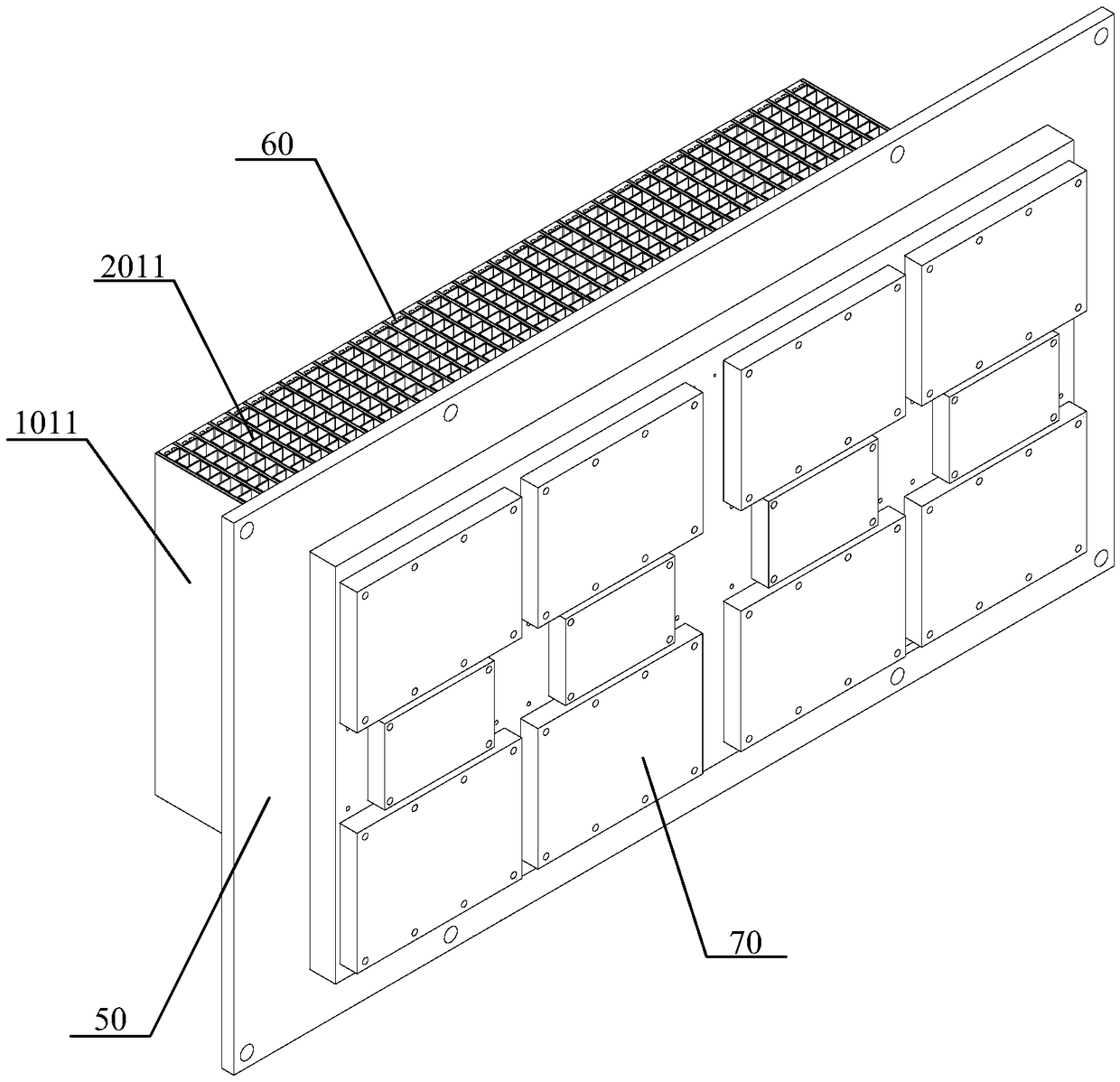 High-power heat superconducting plate-fin combined radiator for rail transit