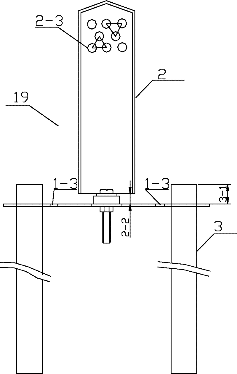 Vertical sieve plate used for fluidized bed