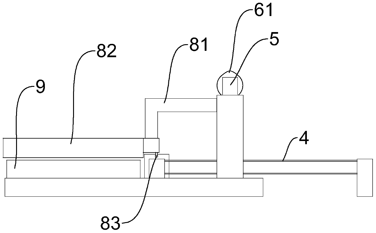 Glass processing device for forming round glass