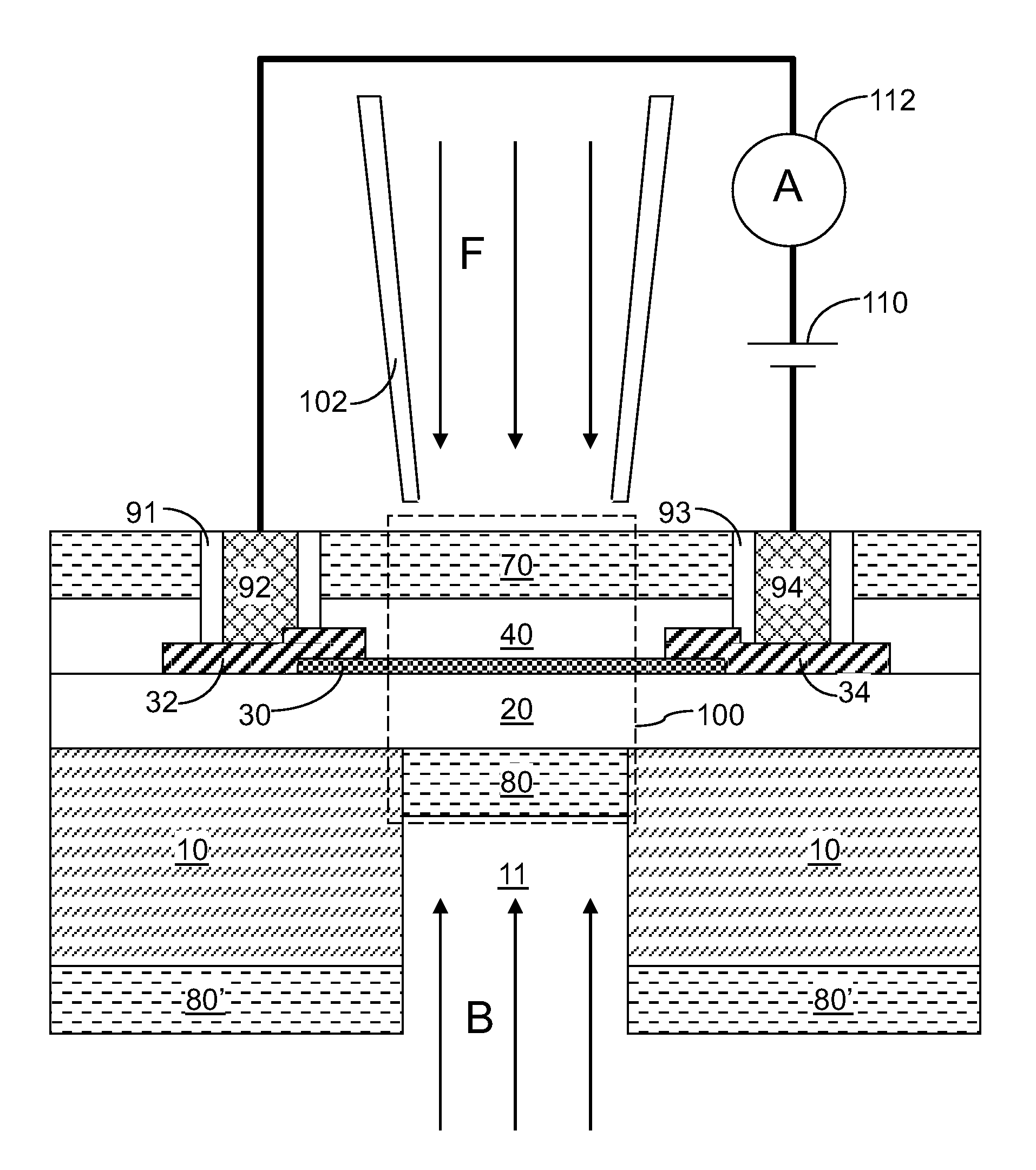 Optoelectronic device employing a microcavity including a two-dimensional carbon lattice structure