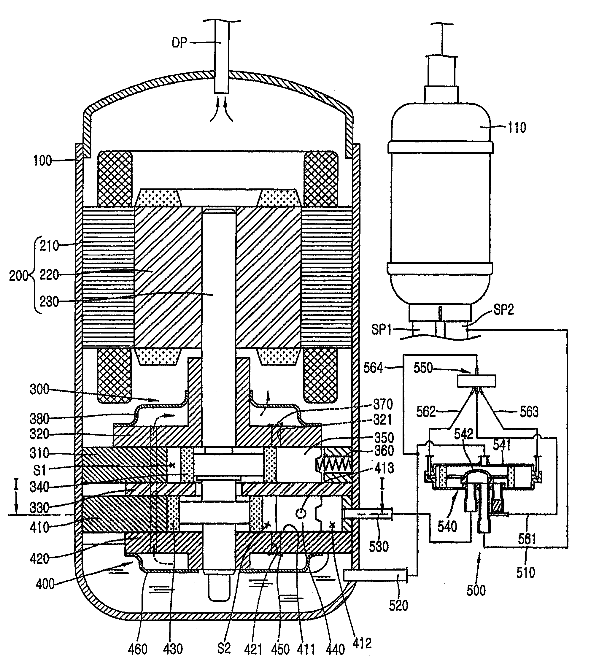 Capacity varying type rotary compressor and refrigeration system having the same
